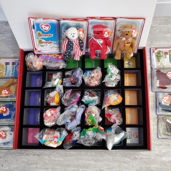 Complete 2000 ty beanie babies with ltd display - Picture 2 of 2
